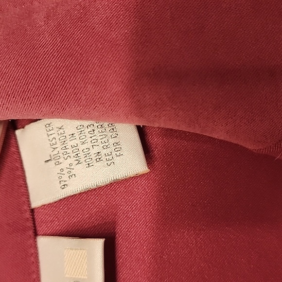 Beautiful button front shirt - Picture 2 of 6